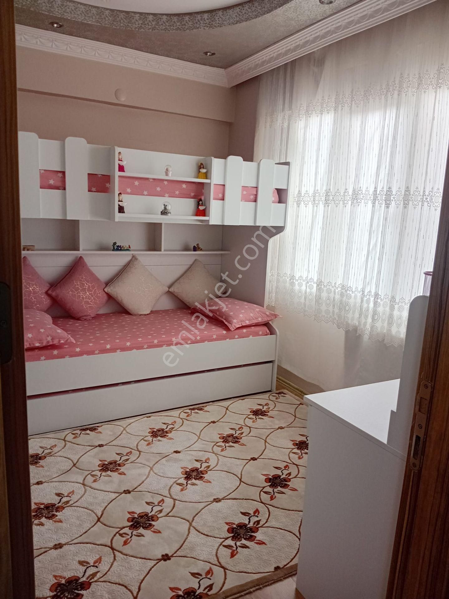 Turpa Lotustan Cadde Üzeri Satılık 3+1 Daire - Görsel 17