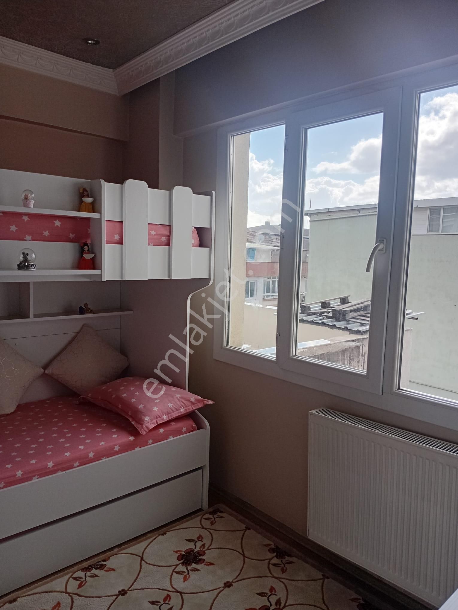 Turpa Lotustan Cadde Üzeri Satılık 3+1 Daire - Görsel 18