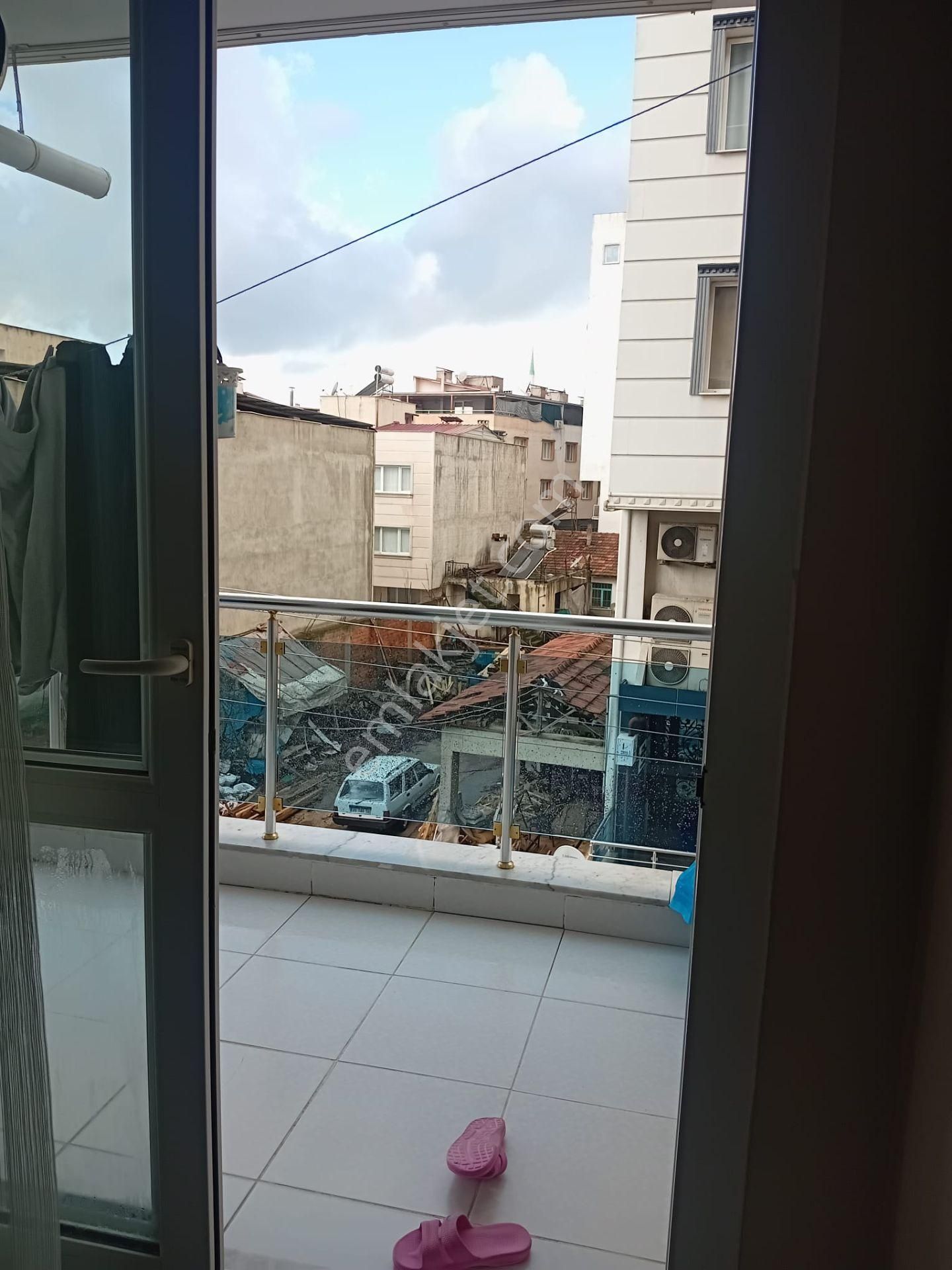 Turpa Lotustan Cadde Üzeri Satılık 3+1 Daire - Görsel 3