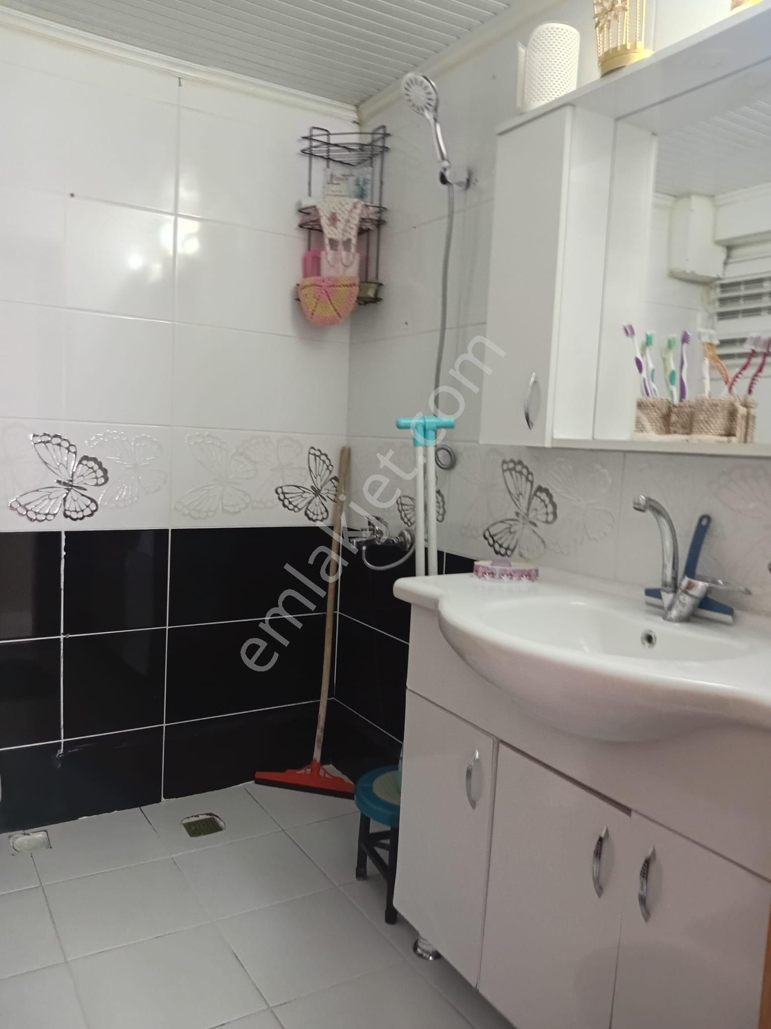 Turpa Lotustan Cadde Üzeri Satılık 3+1 Daire - Görsel 22