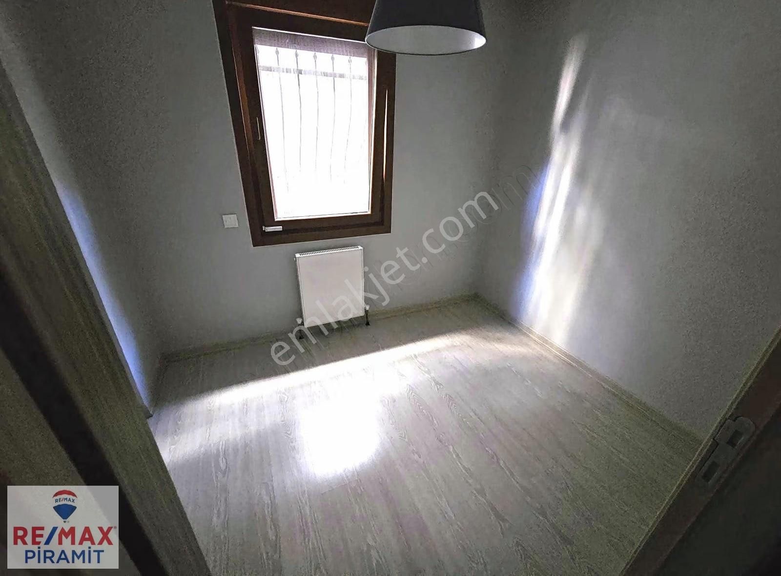 Acıbadem'de Kiralık 2+1 Bahçekatı - Görsel 3