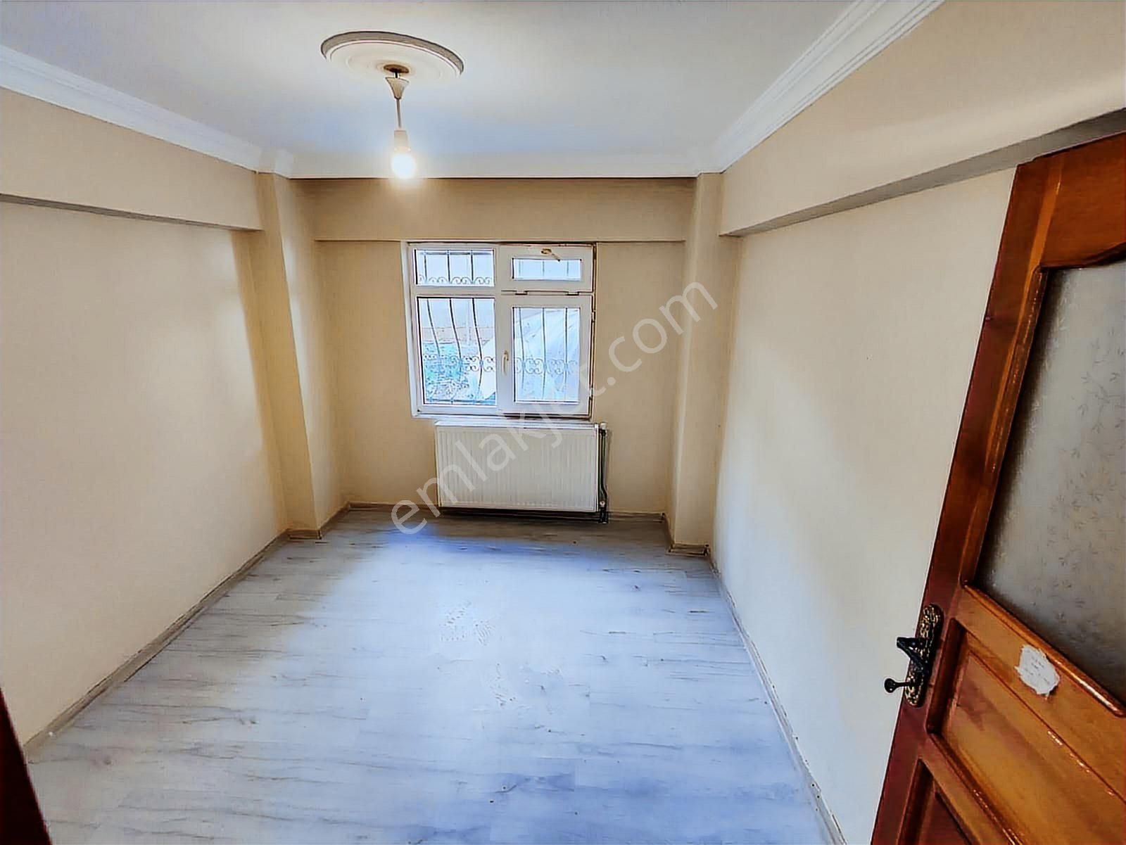 Cumhuriyet Mahallesinde Çarşı İçinde Satılık 2+1 Bahçe Kat - Görsel 20