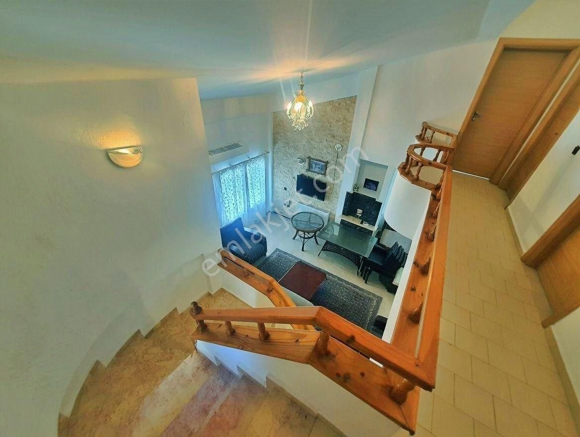 Uytun'dan Burhaniye Örende Denize 100 M Site İçinde 3+1 Villa - Görsel 3