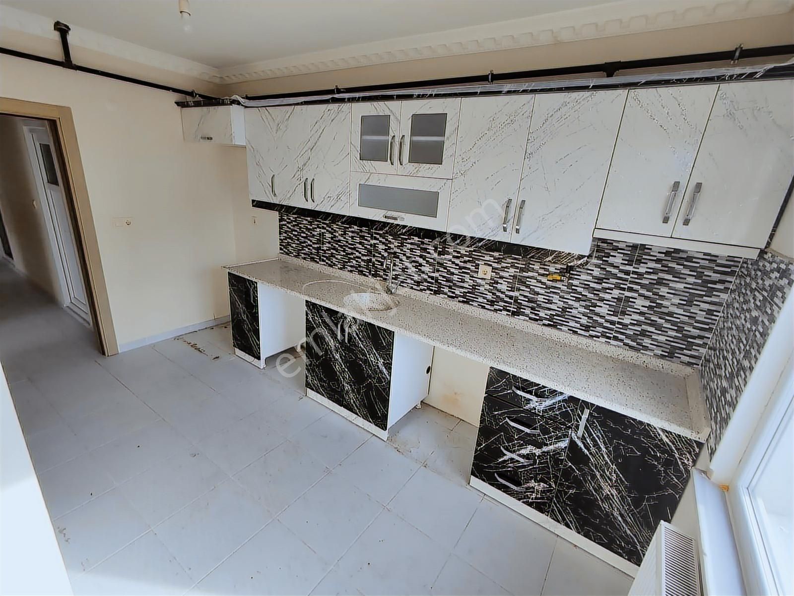 Kapaklı Devlt Hastanesi Okullar Dibinde Kiralık 5+1 Dubleks - Görsel 2