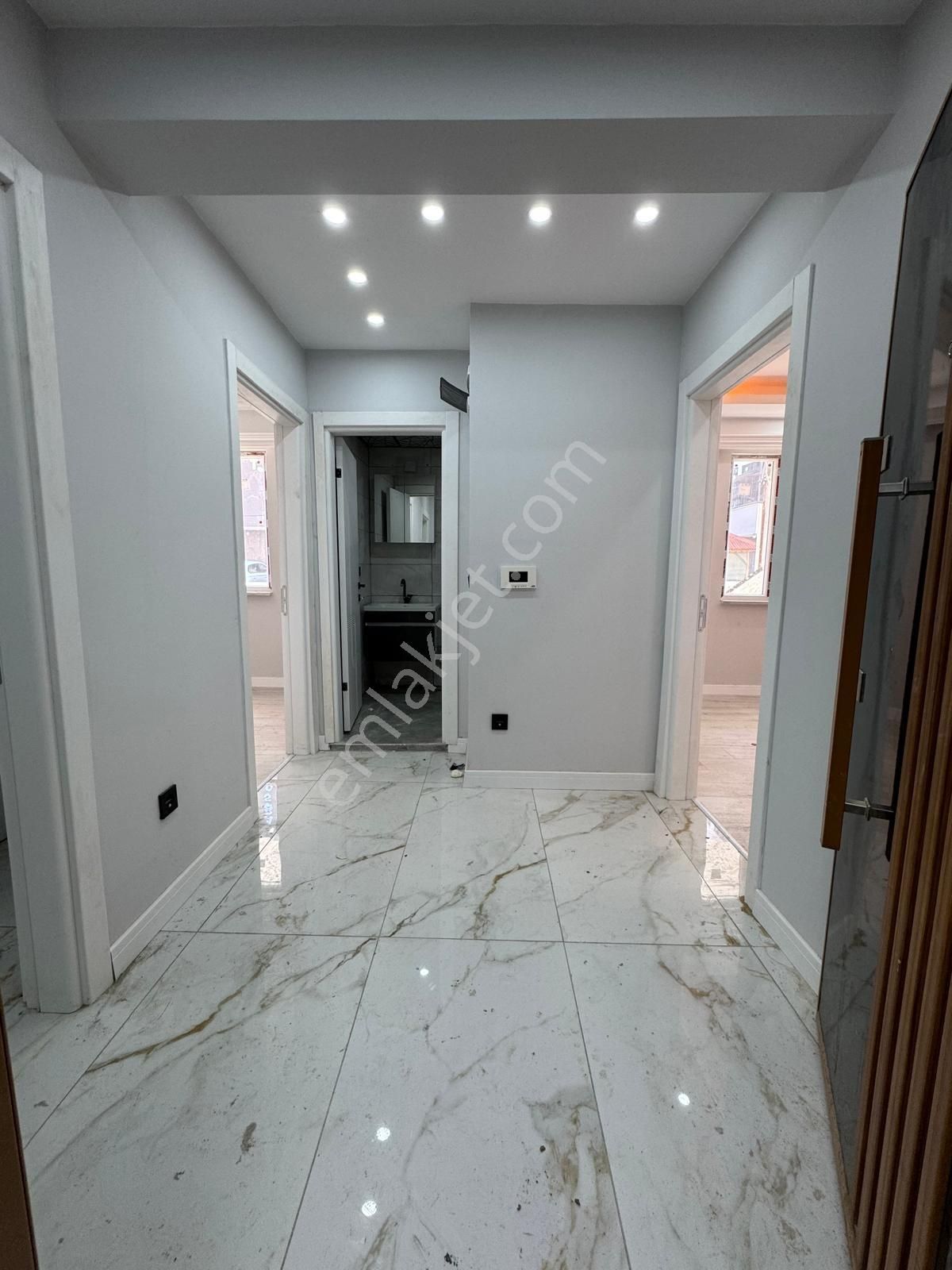 Mevlana Mah 1+1 Ön Cephe Yerden Isıtmalı Kombili Kiralık Daire - Görsel 17