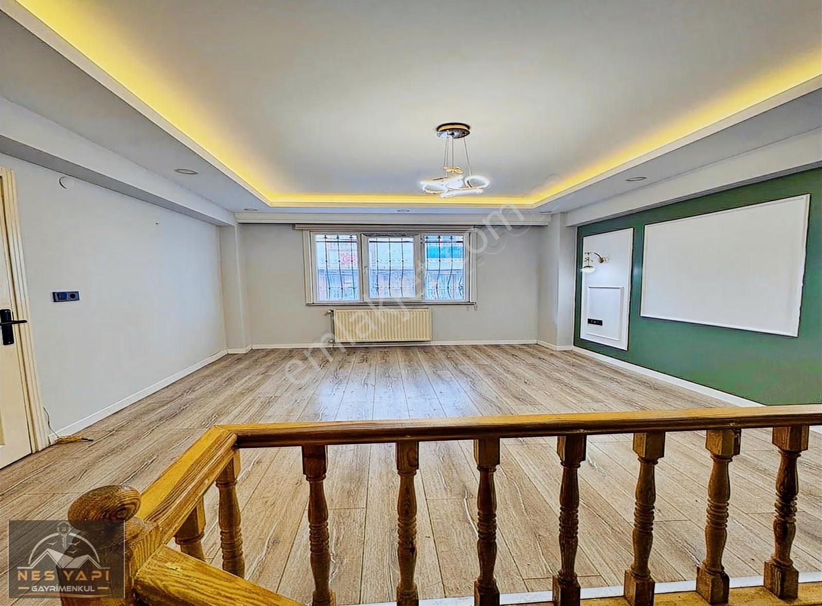 Nes Yapı'dan Metrobüse Yürüme Mesafesinde 2+2 Lüx Dekorlu Dublex - Görsel 14