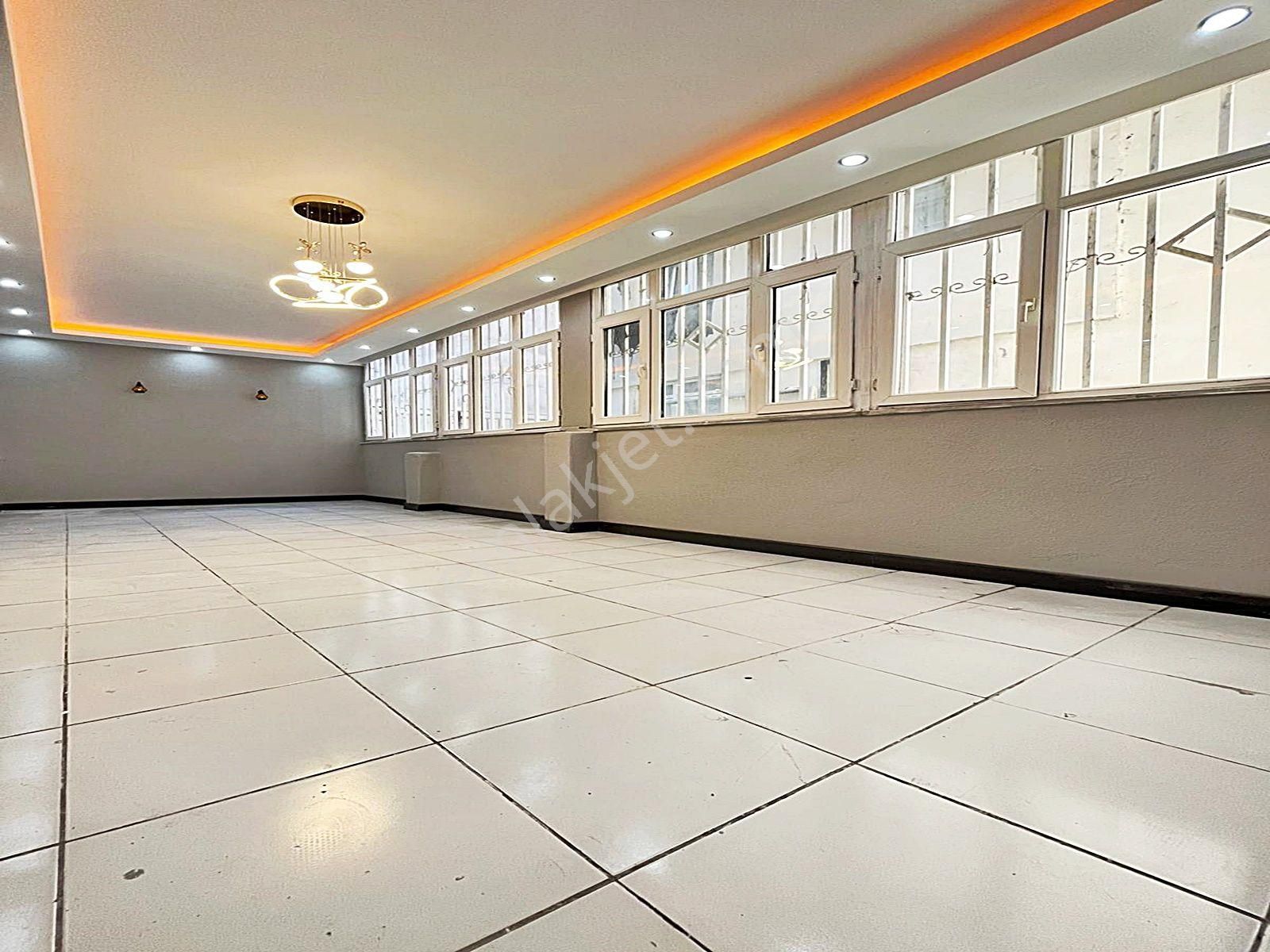 Esenyurt Kıraç Hürriyet Mahallesinde Geniş Balkonlu 3+1 Giriş Kat Daire !!! - Görsel 5