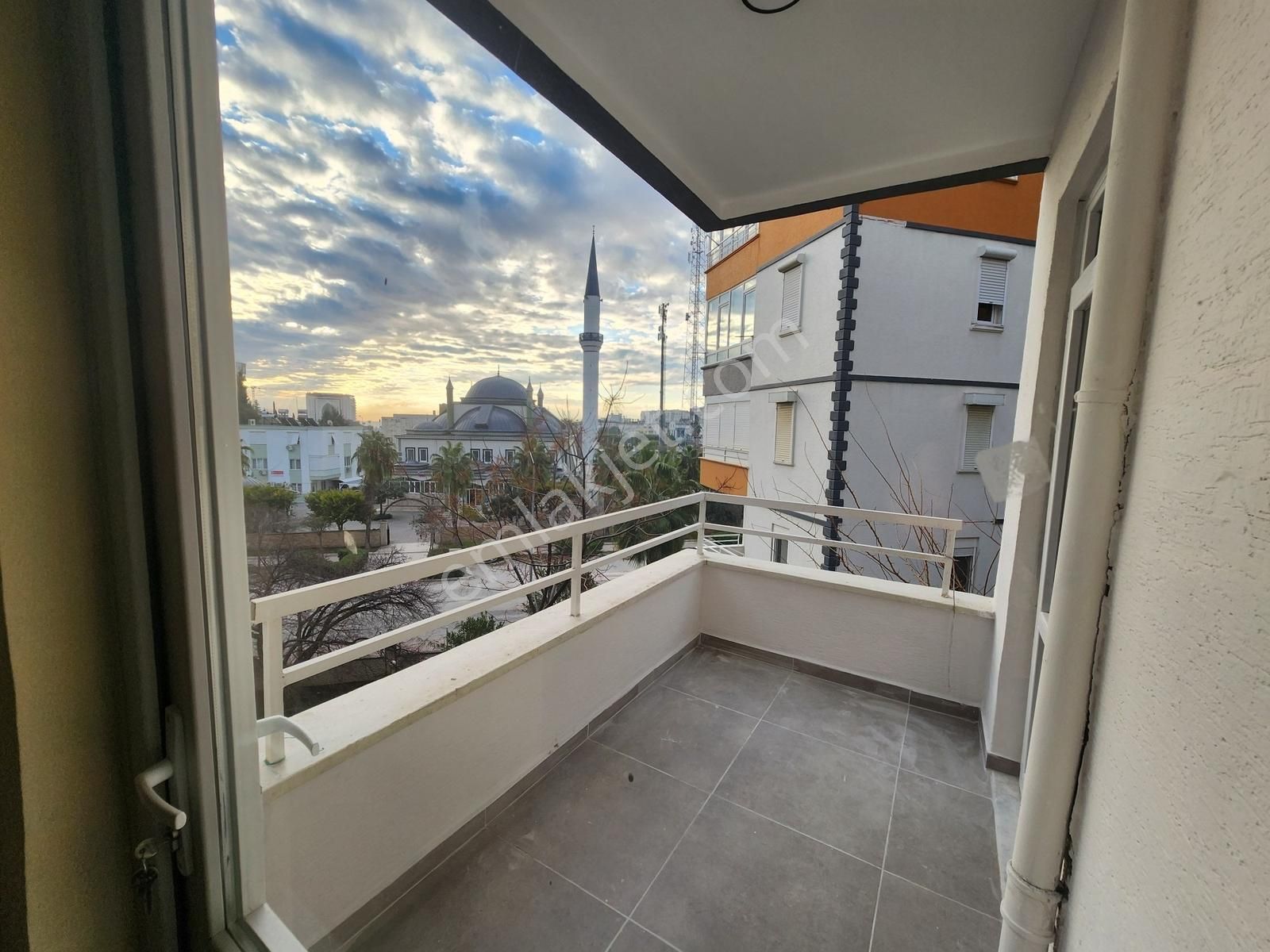 Gürsu Denizkent'te 3+1 Yeni Tadilatlı Doğalgazlı Kiralık 2. Kat - Görsel 9