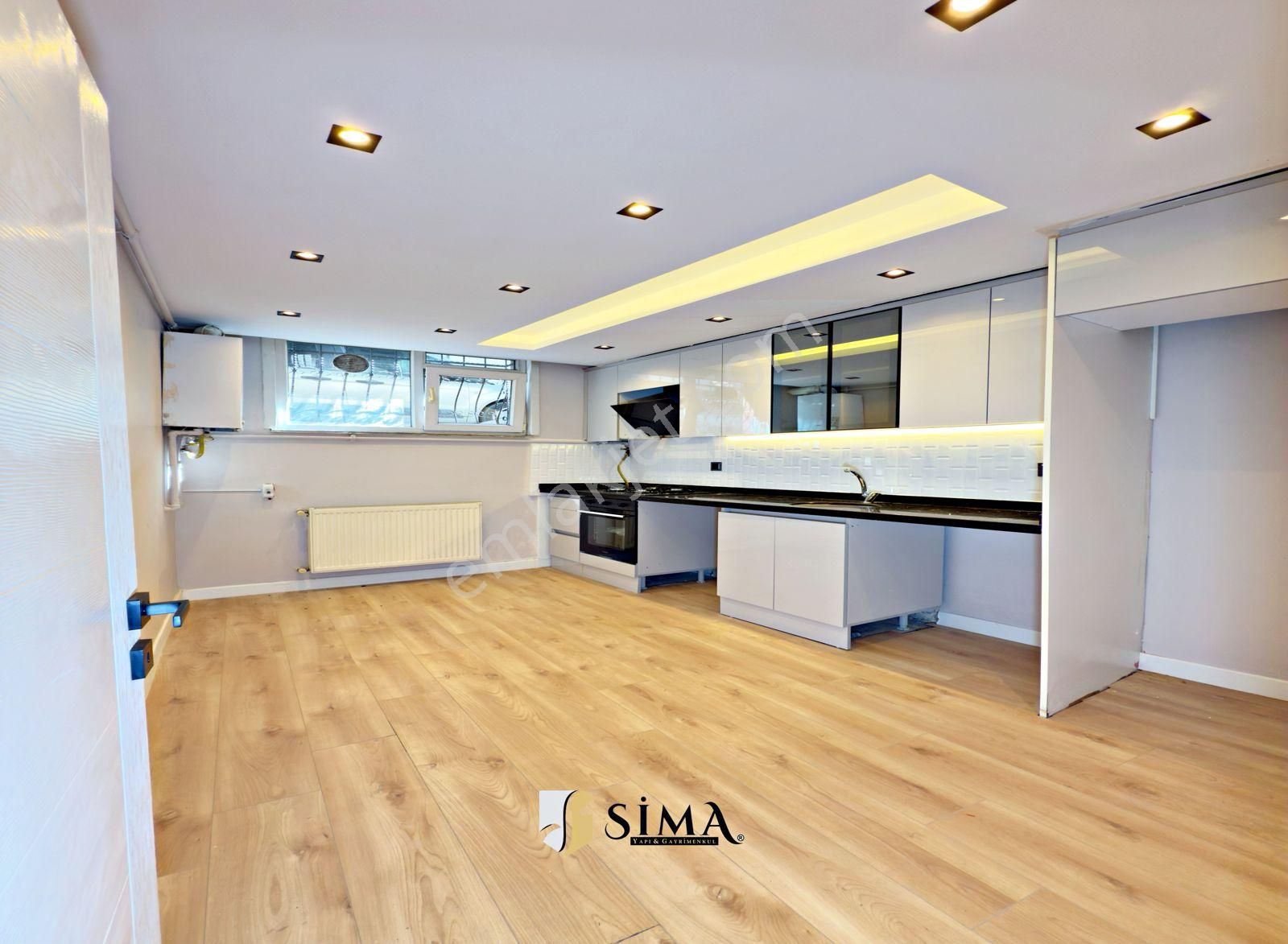 Metrobüse Yakın Kış Bahçeli İçi Full Dekorlu 2+1 Satılık Daire - Görsel 14