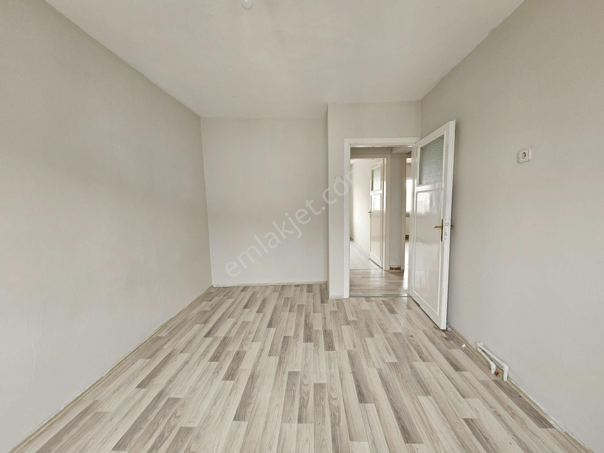 Gökçek Mah. Metro Ve Hastane Yakını Orta Kat Kiralık 3+1 Daire - Görsel 15