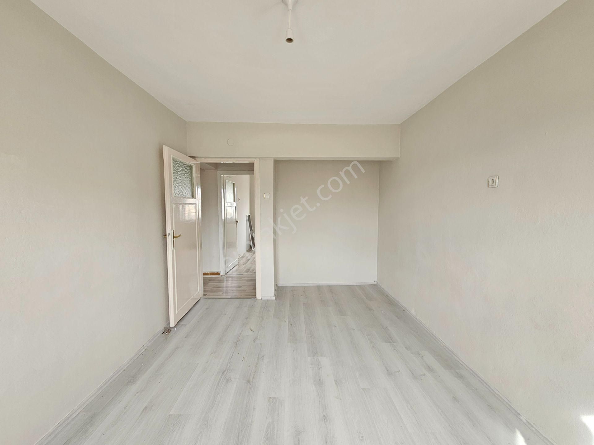 Gökçek Mah. Metro Ve Hastane Yakını Orta Kat Kiralık 3+1 Daire - Görsel 12