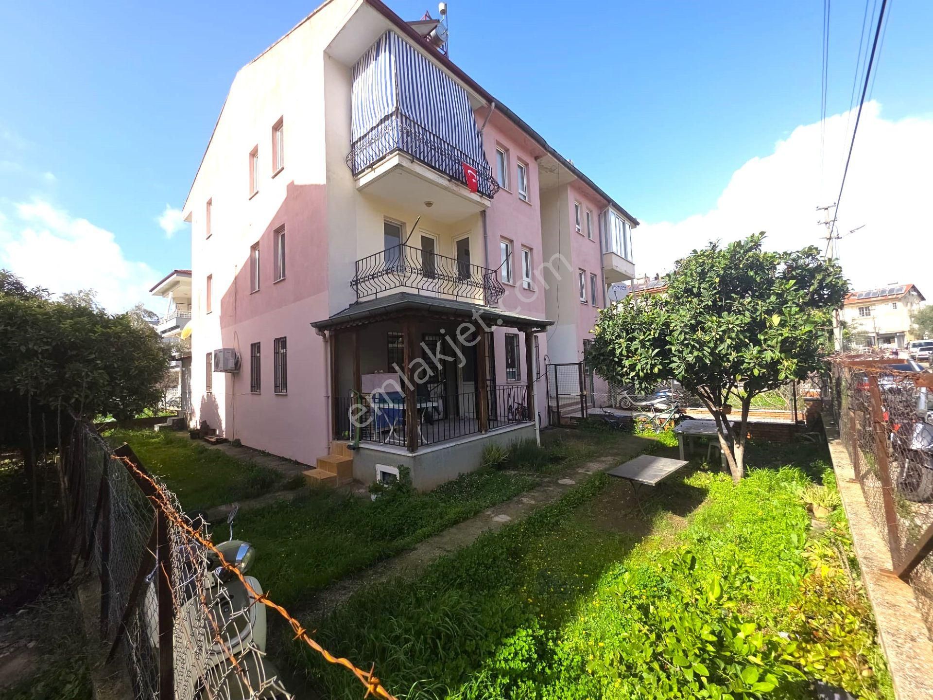 Goldhouse Dan Fethiye Baha Şıkman Caddesinde Satılık 2+1 Ara Kat Daire