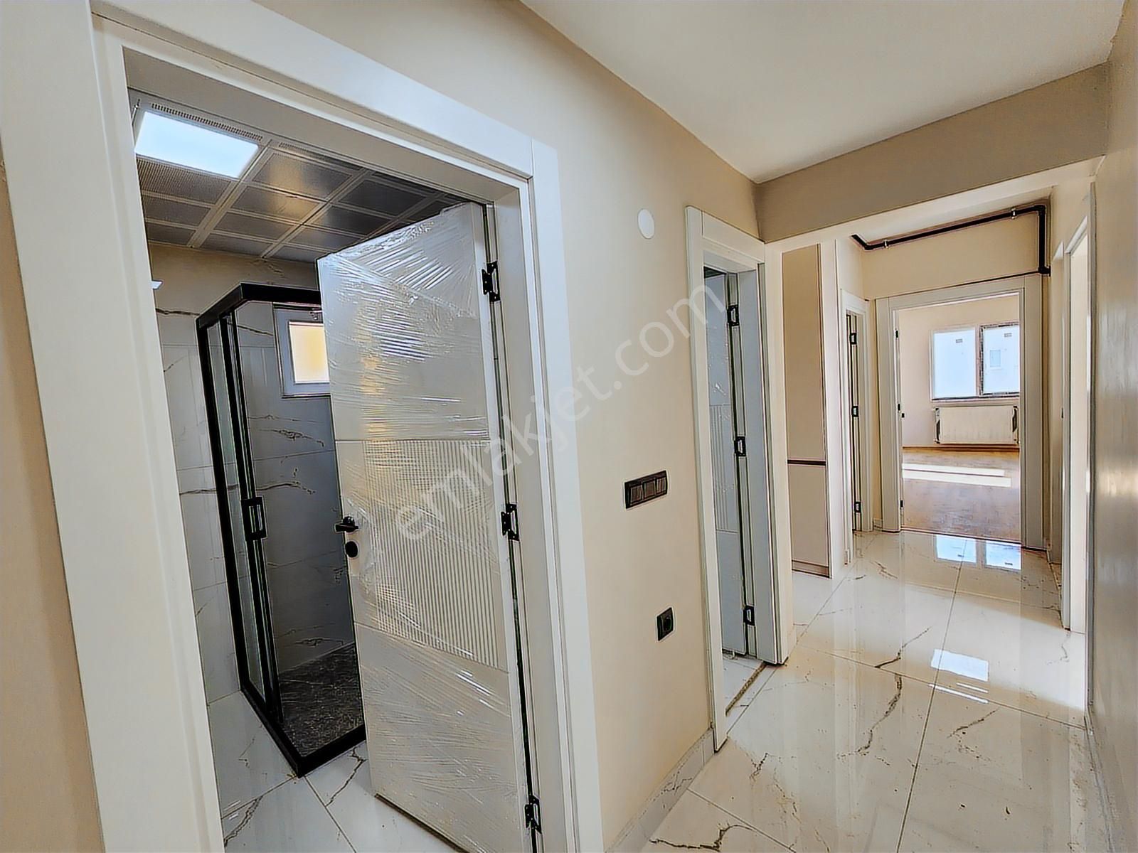 Meltem Özlem Sitesi'nde Doğalgazlı, Sıfır Yapılı 3+1 Kiralık Ev - Görsel 8