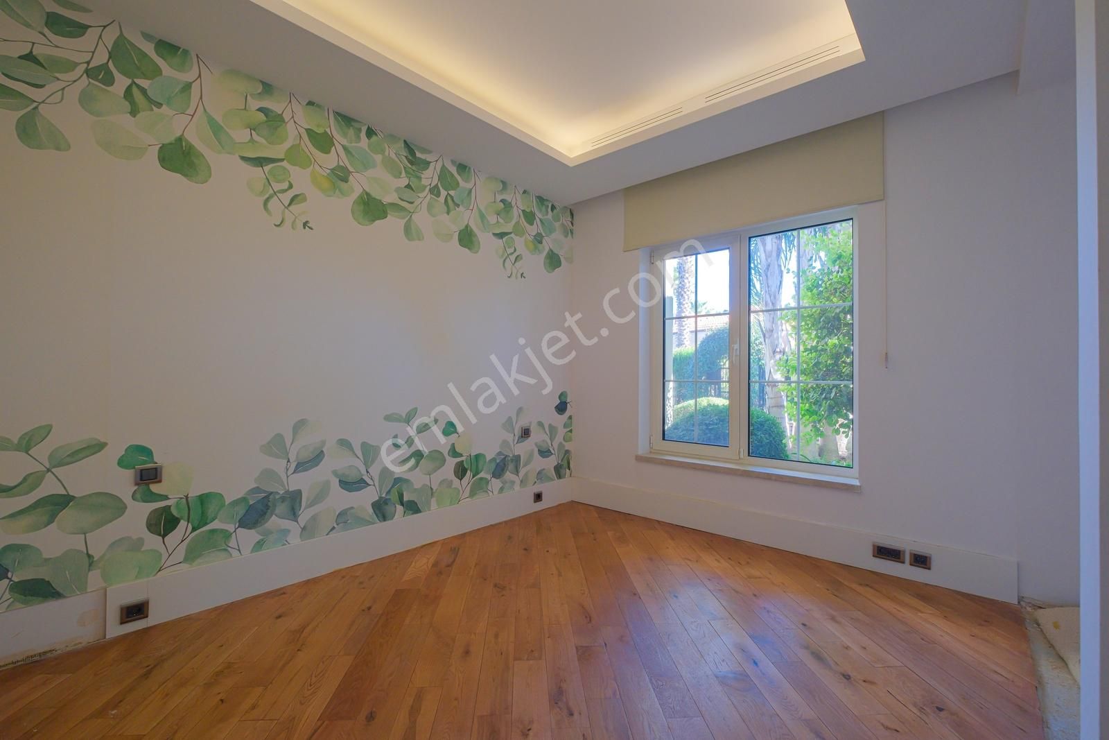 Gökhan Üçgün - Palm Cıty - Tek Katlı, Yenilenmiş 5+1 Villa - Görsel 8