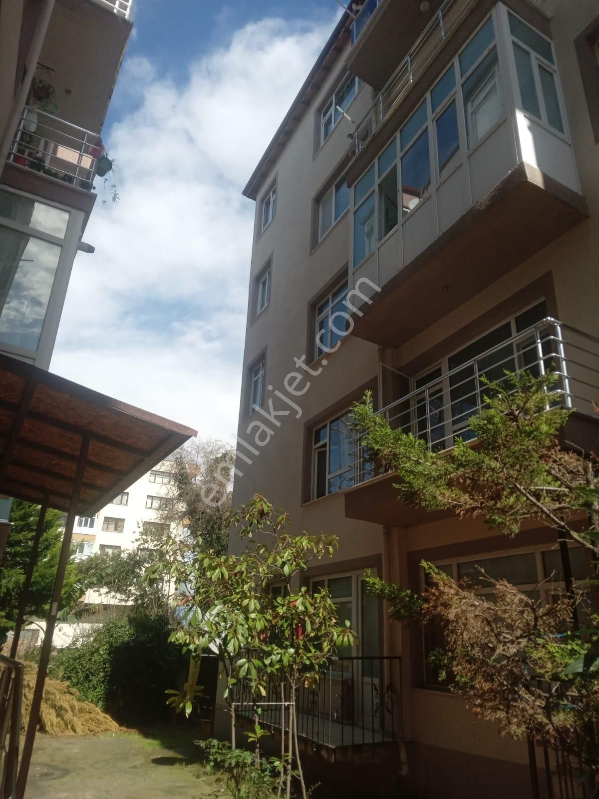 Tadilatı Yapılmış Tertemiz Daire - Görsel 3