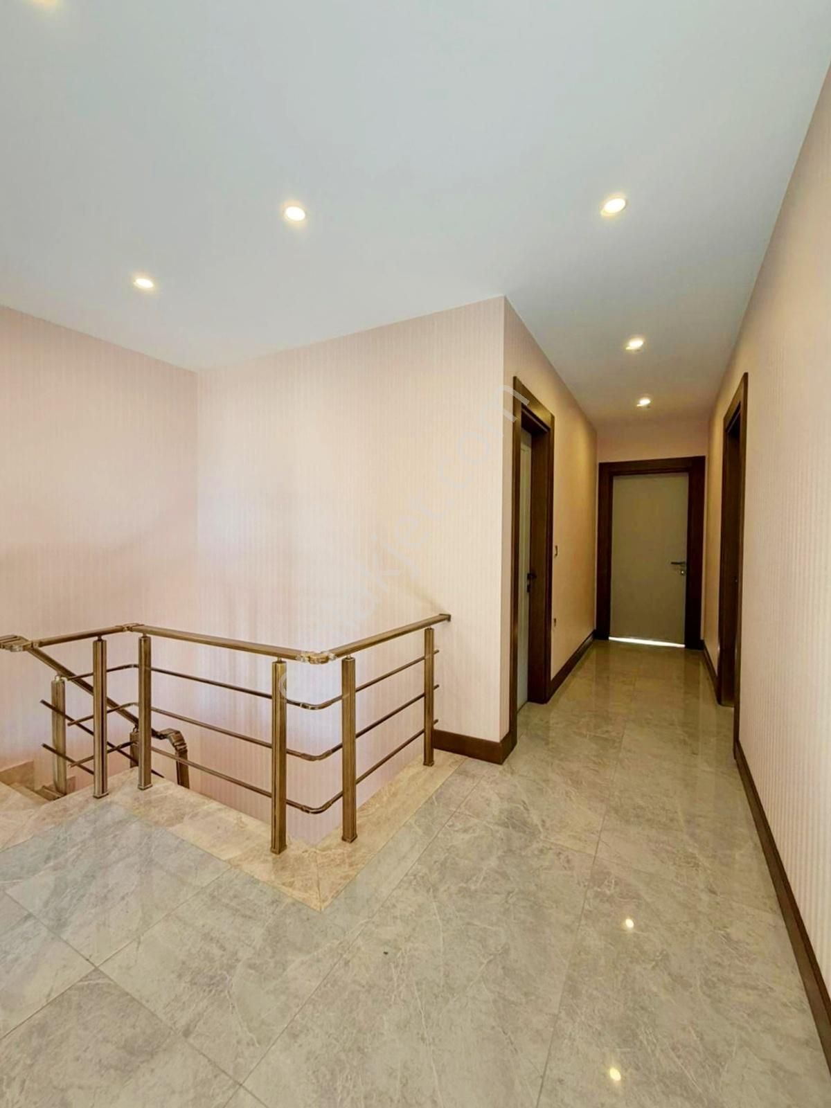 Dora Park 7 Sitesi'nde Ultra Geniş 6+2 Kiralık Dublex Daire-nuev - Görsel 31