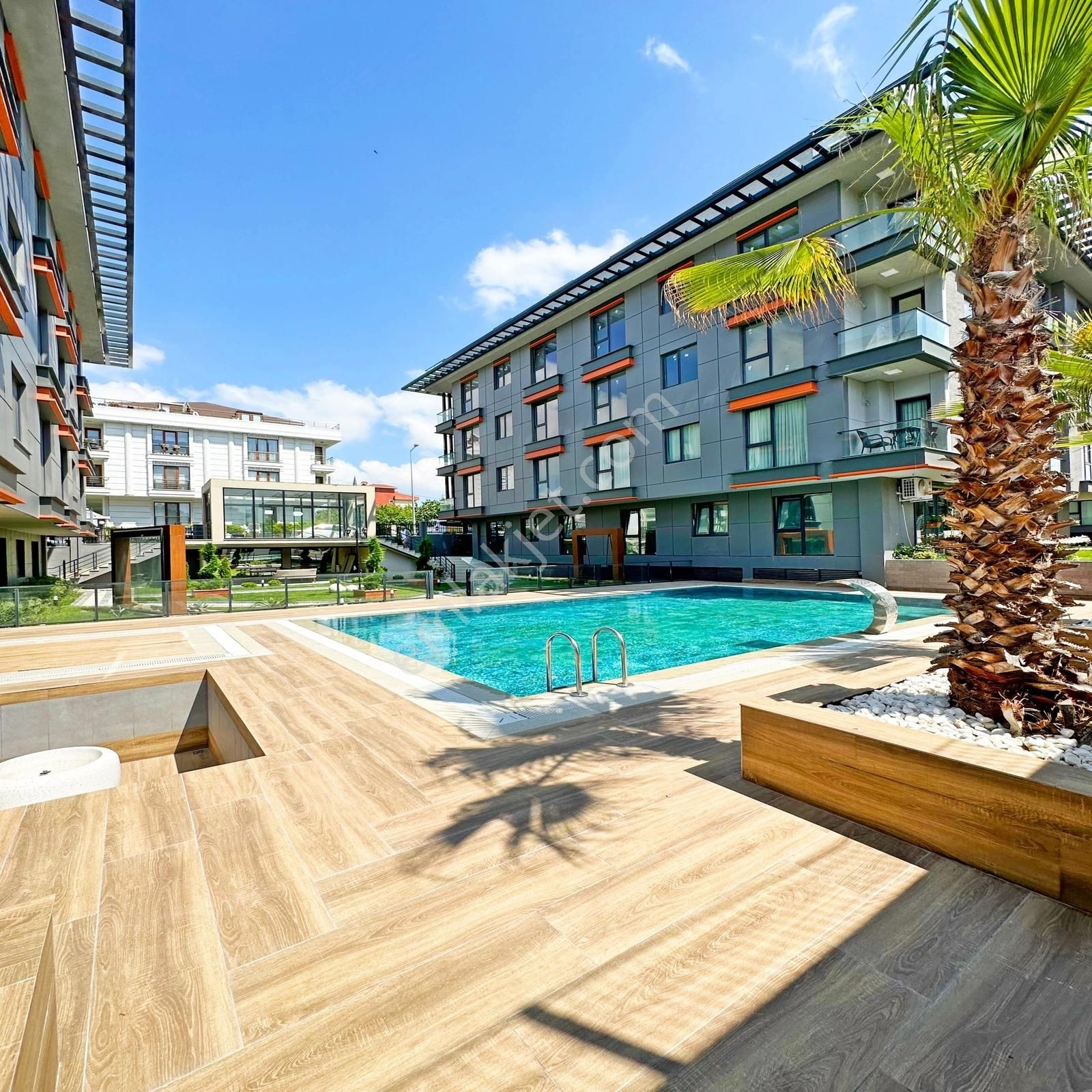 Beylikdüzünde Sosyal Donatılı Havuzlu Sitede 2+1 -nuev - Görsel 14