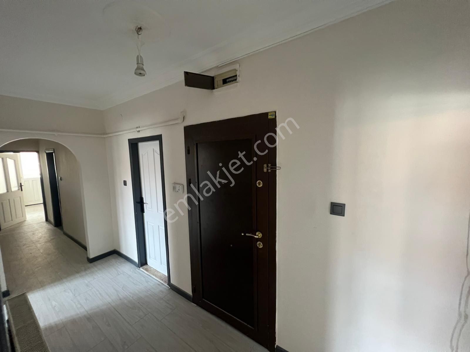 Gold Emlak'dan Yayla Mah. 1.katta Bağımsız Salon Çift Balkonlu Uygun Fiyatlı Satılık 3+1 Daire - Görsel 26