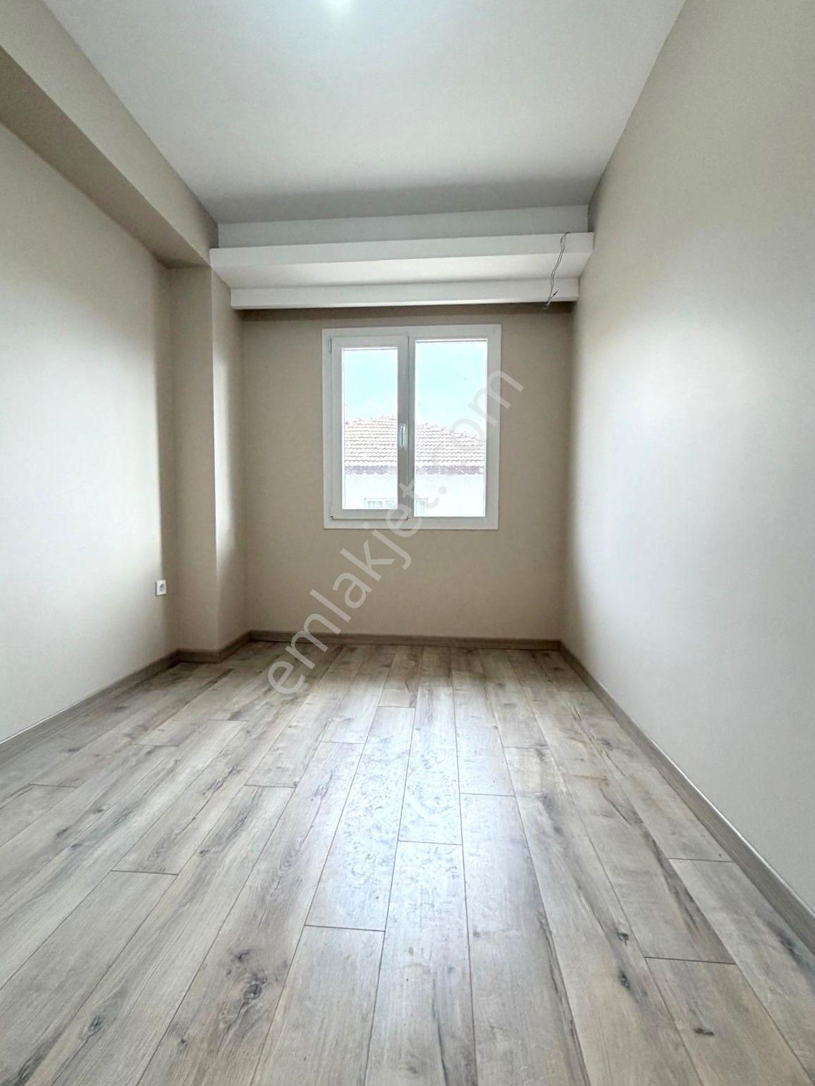 Silivri Değirmenköy İsmetpaşa Mahallesinde 2+1 Satılık Daire - Görsel 8