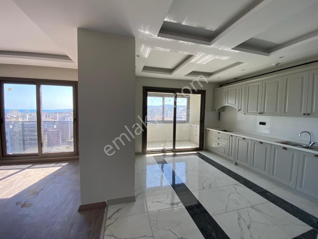 Erdemli Merkezde Satılık 5+1 Sıfır Lüks Daire - Görsel 4