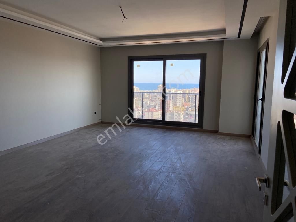 Erdemli Merkezde Satılık 5+1 Sıfır Lüks Daire - Görsel 11