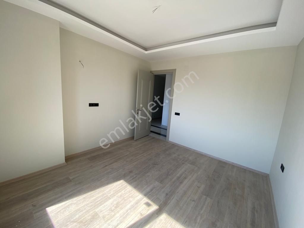 Erdemli Merkezde Satılık 5+1 Sıfır Lüks Daire - Görsel 19