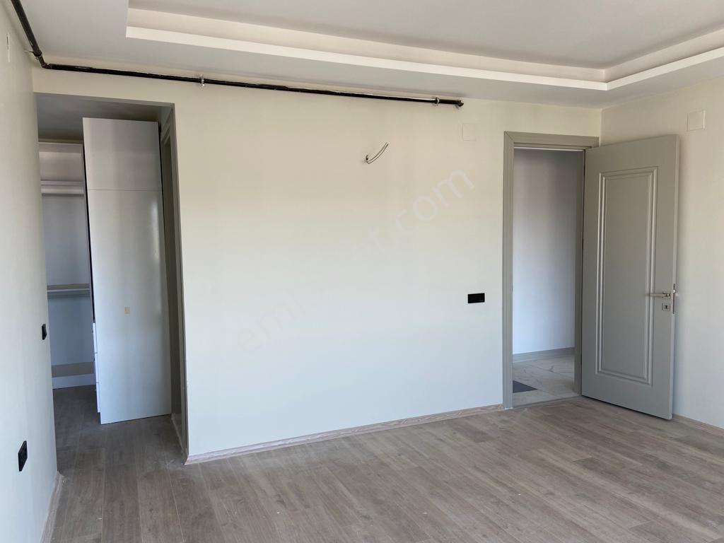 Erdemli Merkezde Satılık 5+1 Sıfır Lüks Daire - Görsel 28