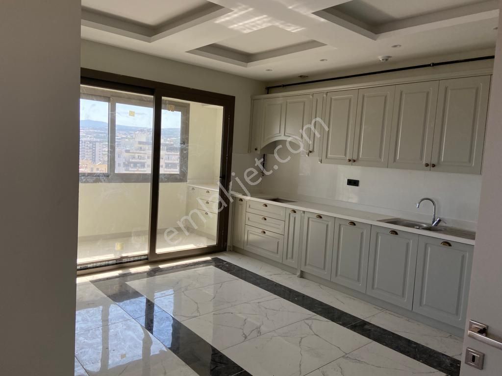 Erdemli Merkezde Satılık 5+1 Sıfır Lüks Daire - Görsel 5