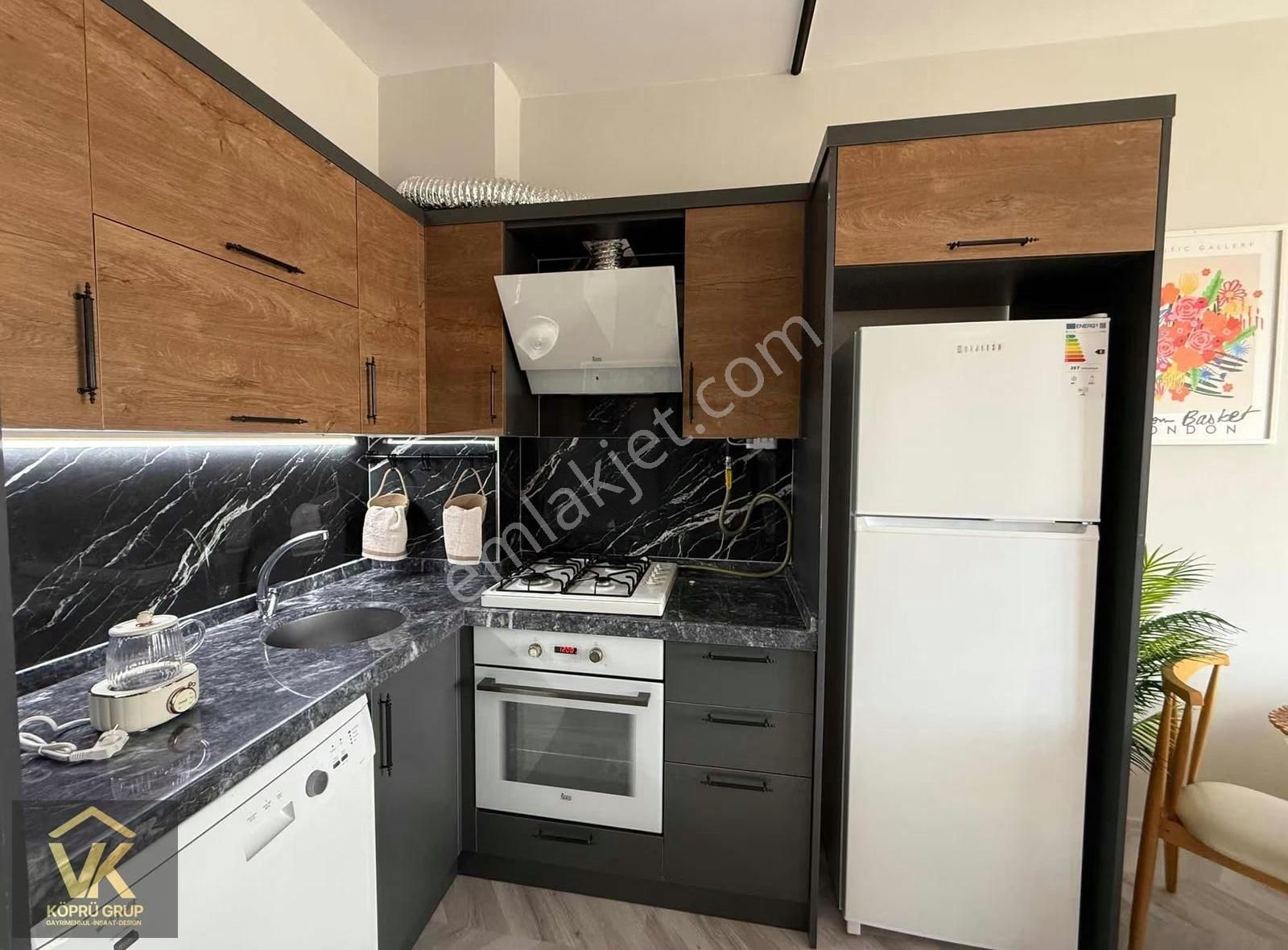 Körfez Mah. Deniz Manzaralı Lüks 1+1 Daire (yatırımlık) - Görsel 12