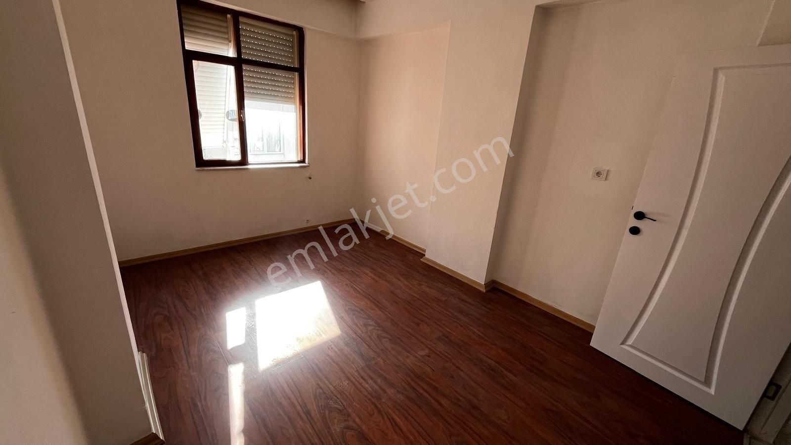 Yeşilyurtta Üniversiteye Yakın Geniş 2+1 | Kapalı Mutfak - Görsel 10