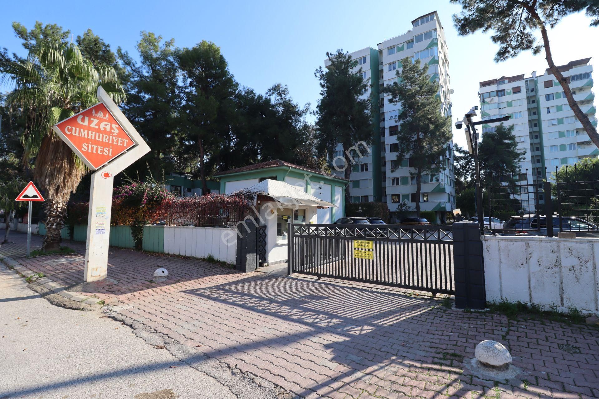 Uzaş Cumhuriyet Sitesi Önü Full Açık Geniş 3+1 - Görsel 35