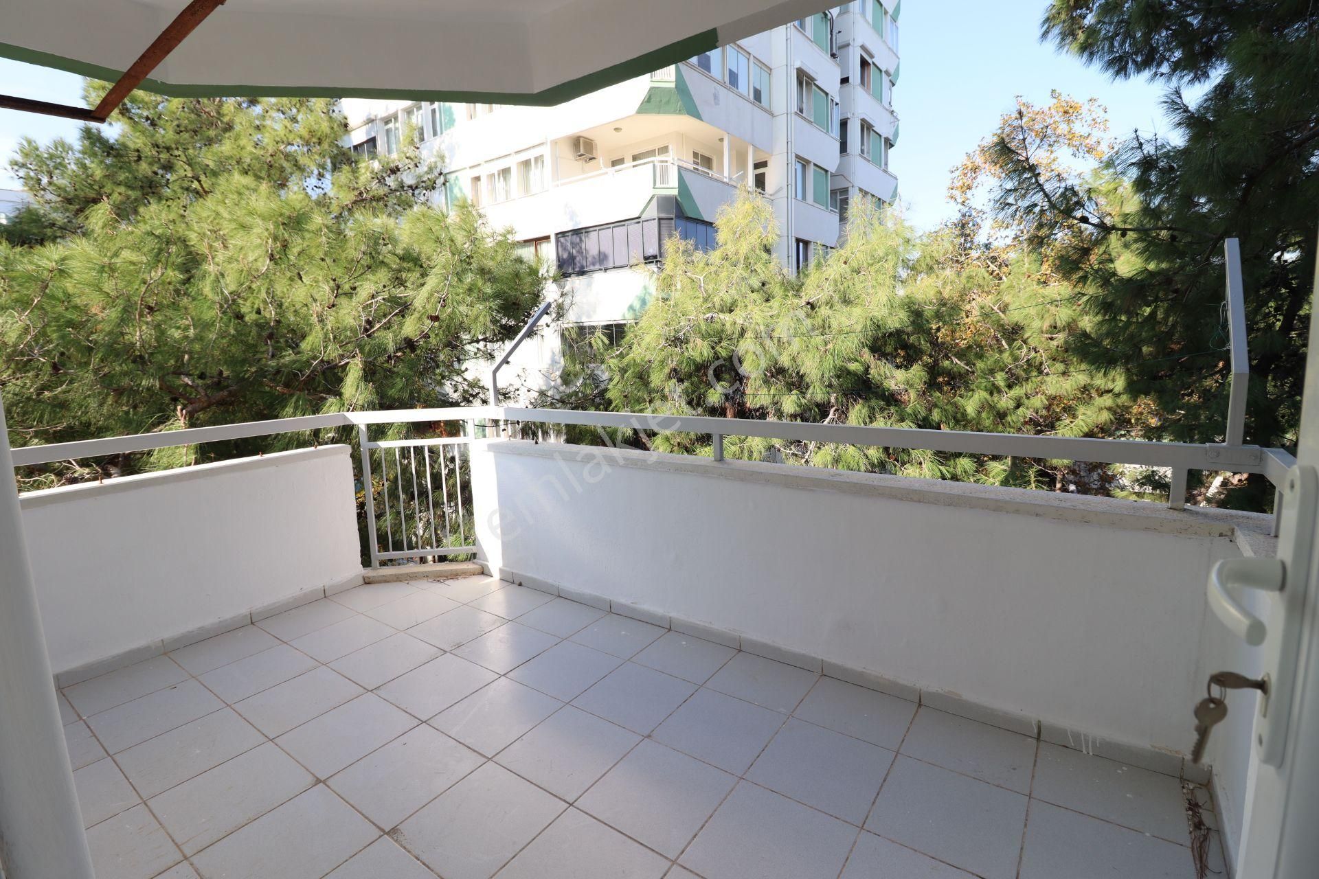 Uzaş Cumhuriyet Sitesi Önü Full Açık Geniş 3+1 - Görsel 24