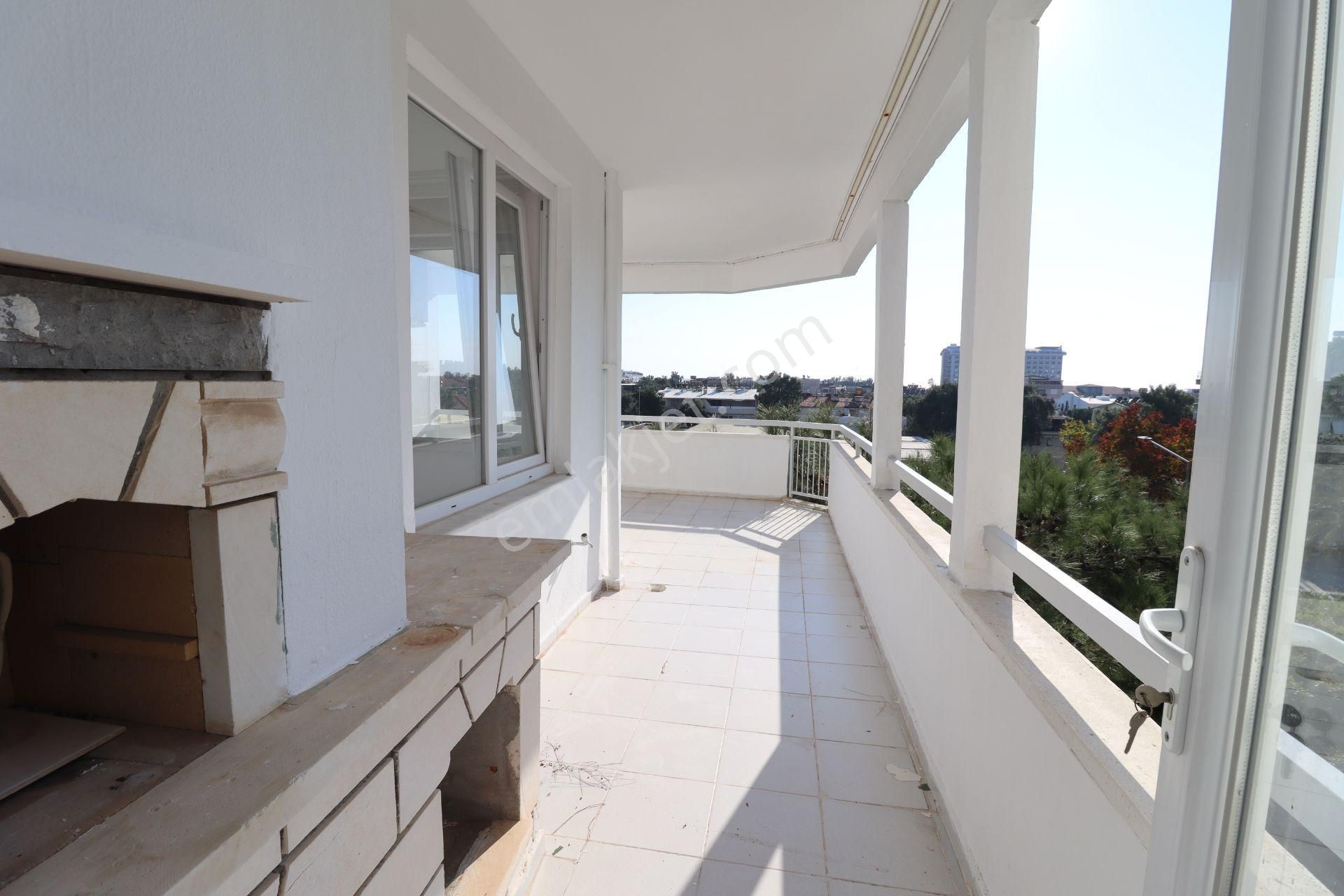 Uzaş Cumhuriyet Sitesi Önü Full Açık Geniş 3+1 - Görsel 13