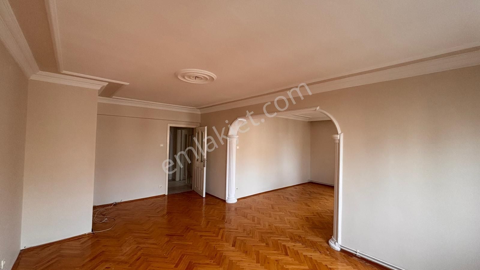 Barış Mahallesi'nde Site İçinde, Metro Yakını 3+1 Kiralık Daire - Görsel 10