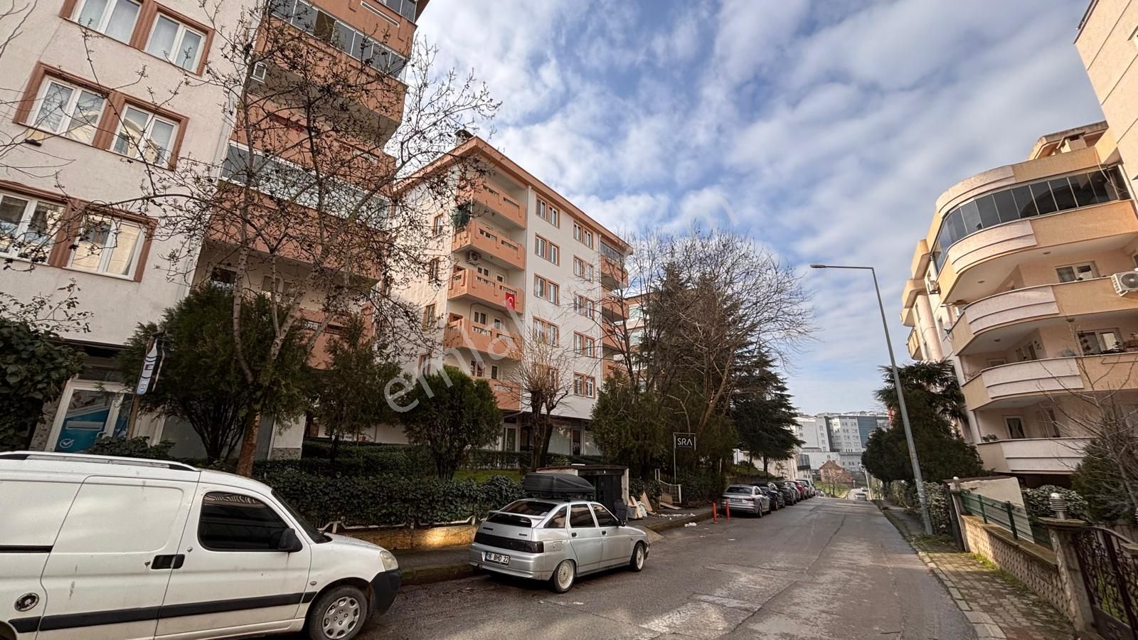 Barış Mahallesi'nde Site İçinde, Metro Yakını 3+1 Kiralık Daire - Görsel 28