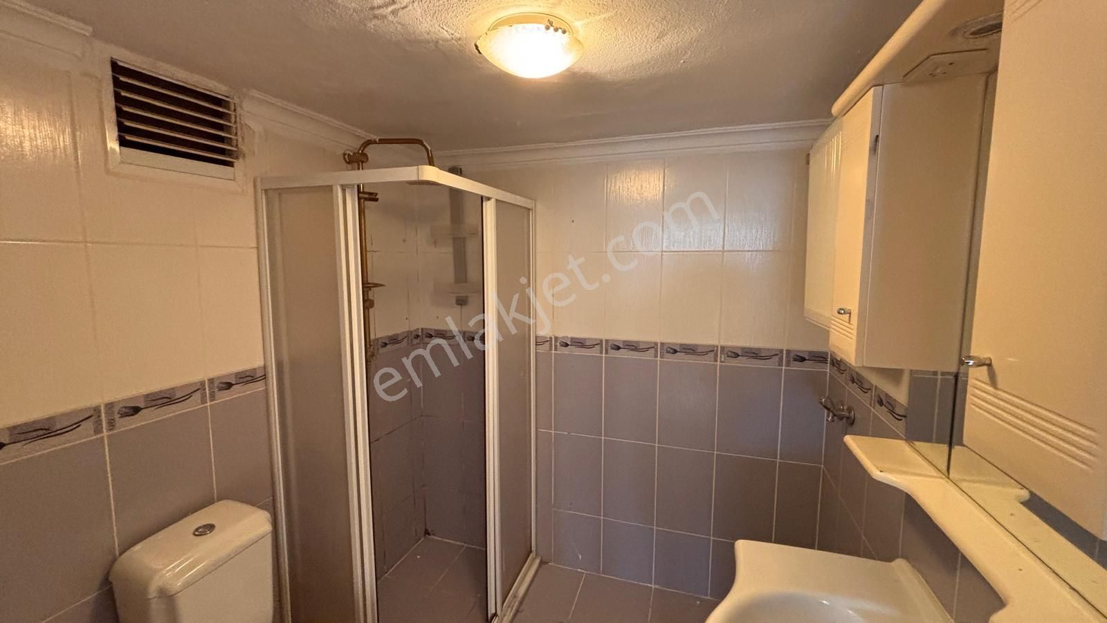 Barış Mahallesi'nde Site İçinde, Metro Yakını 3+1 Kiralık Daire - Görsel 18