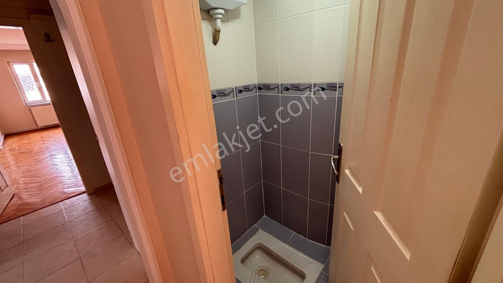 Barış Mahallesi'nde Site İçinde, Metro Yakını 3+1 Kiralık Daire - Görsel 21