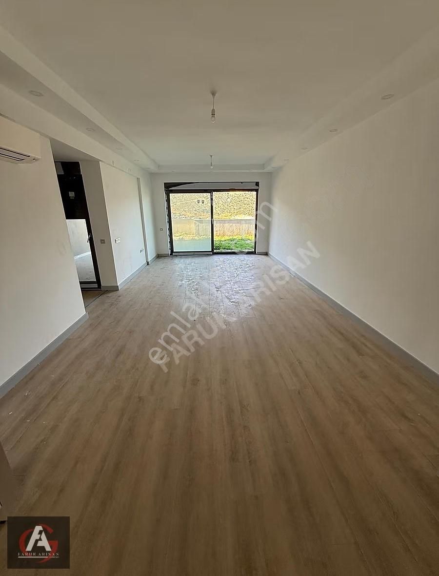 Faruk Arısan'dan Villa Konforunda Büyük Bahçeli 2+1 Lüx Daire - Görsel 16