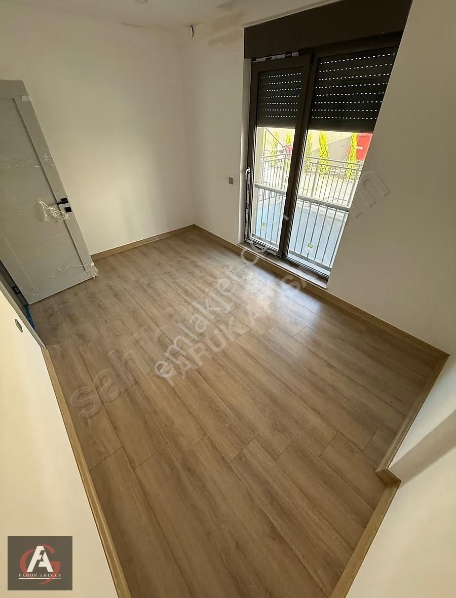 Faruk Arısan'dan Deniz Manzaralı Ve Bahçeli Ultra Lüx 3+1 Daire - Görsel 13