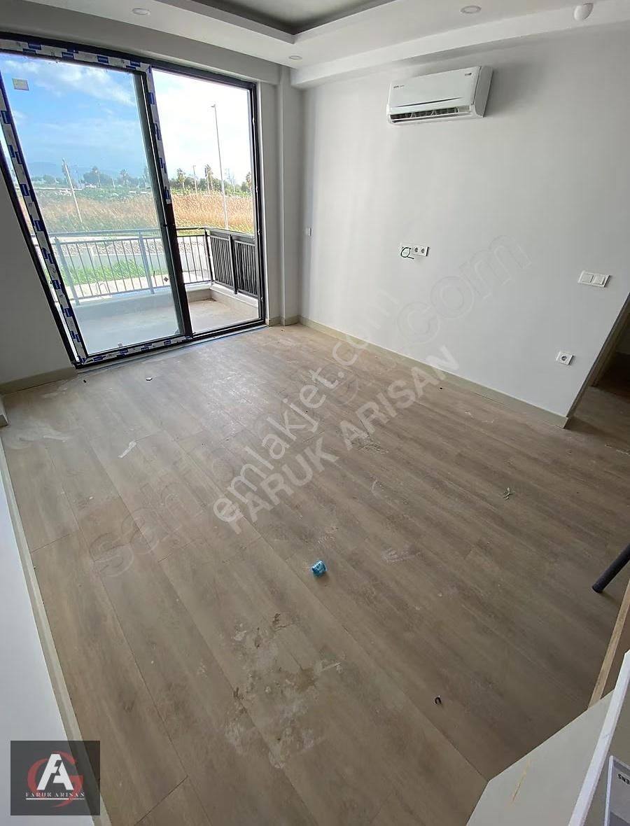 Faruk Arısan'dan Denize 0 Havuzlu Sitede Deniz Manzaralı Lüx 2+1 - Görsel 23