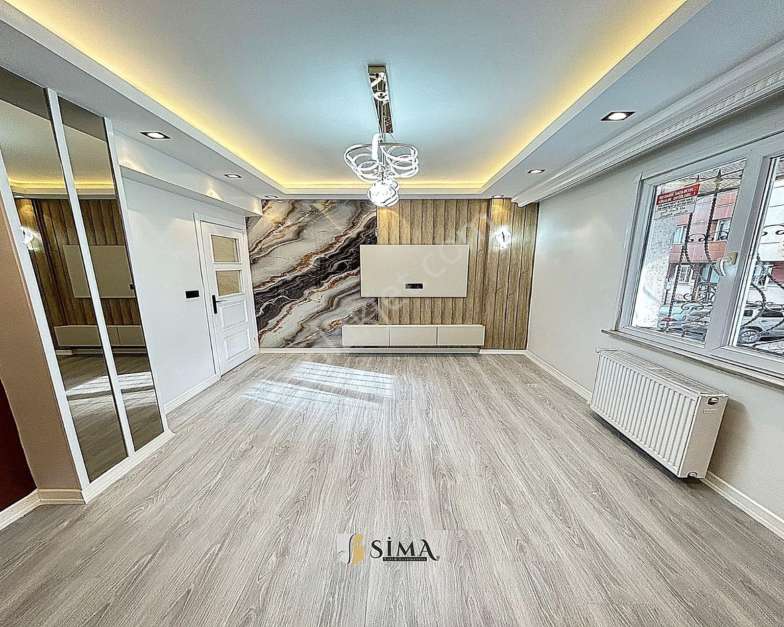 Metrobüse Yürüme Mesafesinde Balkonlu Dekorlu 2+1 Yüksek Giriş - Görsel 24