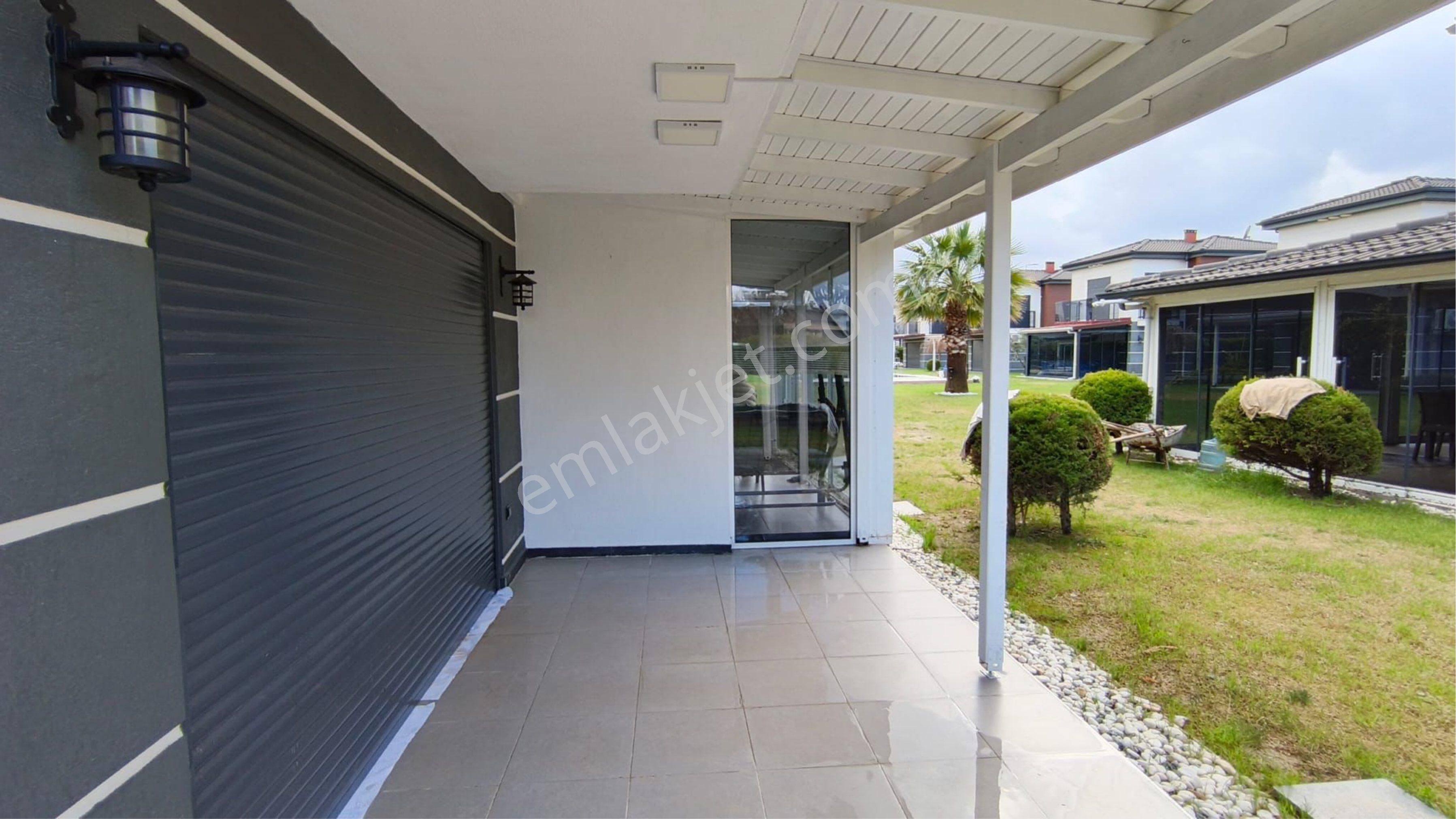 Davutlar Sahili’nde Havuzlu Sitede Acil Satılık Üç Artı - Görsel 9