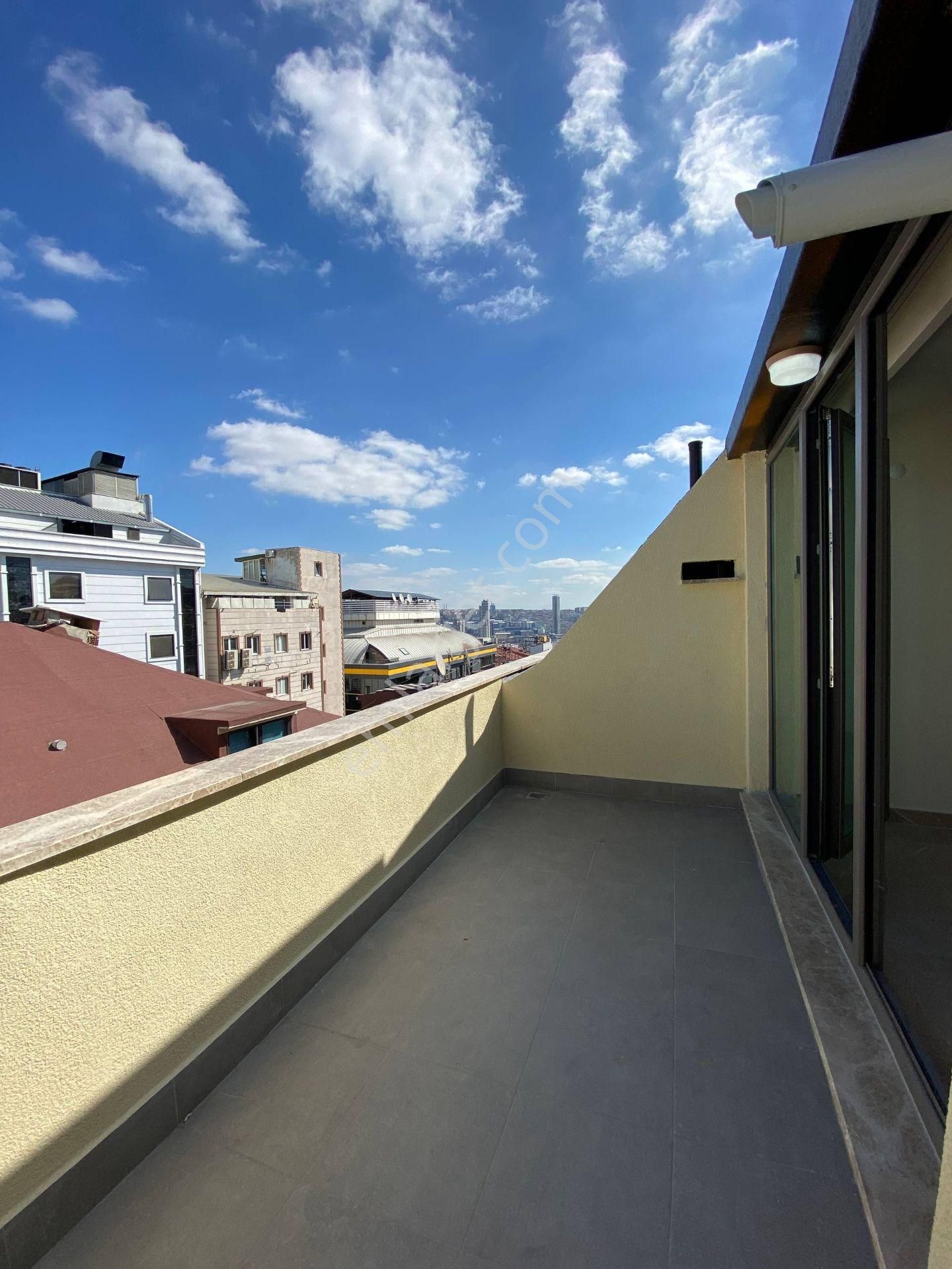 Beylikdüzü Yakuplu Mahallesi 1+1 70 M2 Kiralık Boş Sıfır Daireler Metrobüse 30 Saniye Yürüme Mesafes - Görsel 17