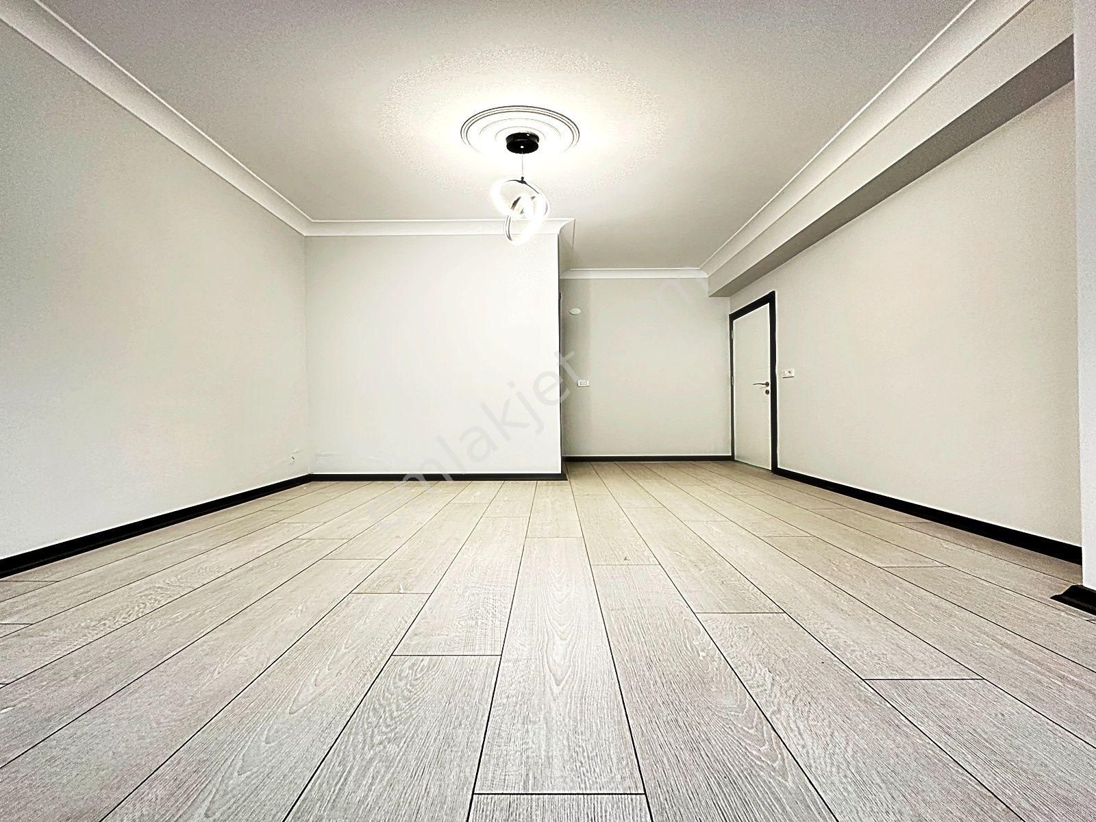 Beylikdüzü Yakuplu Mahallesinde Sıfır Arakat Balkonlu 2+1 Daire - Görsel 11