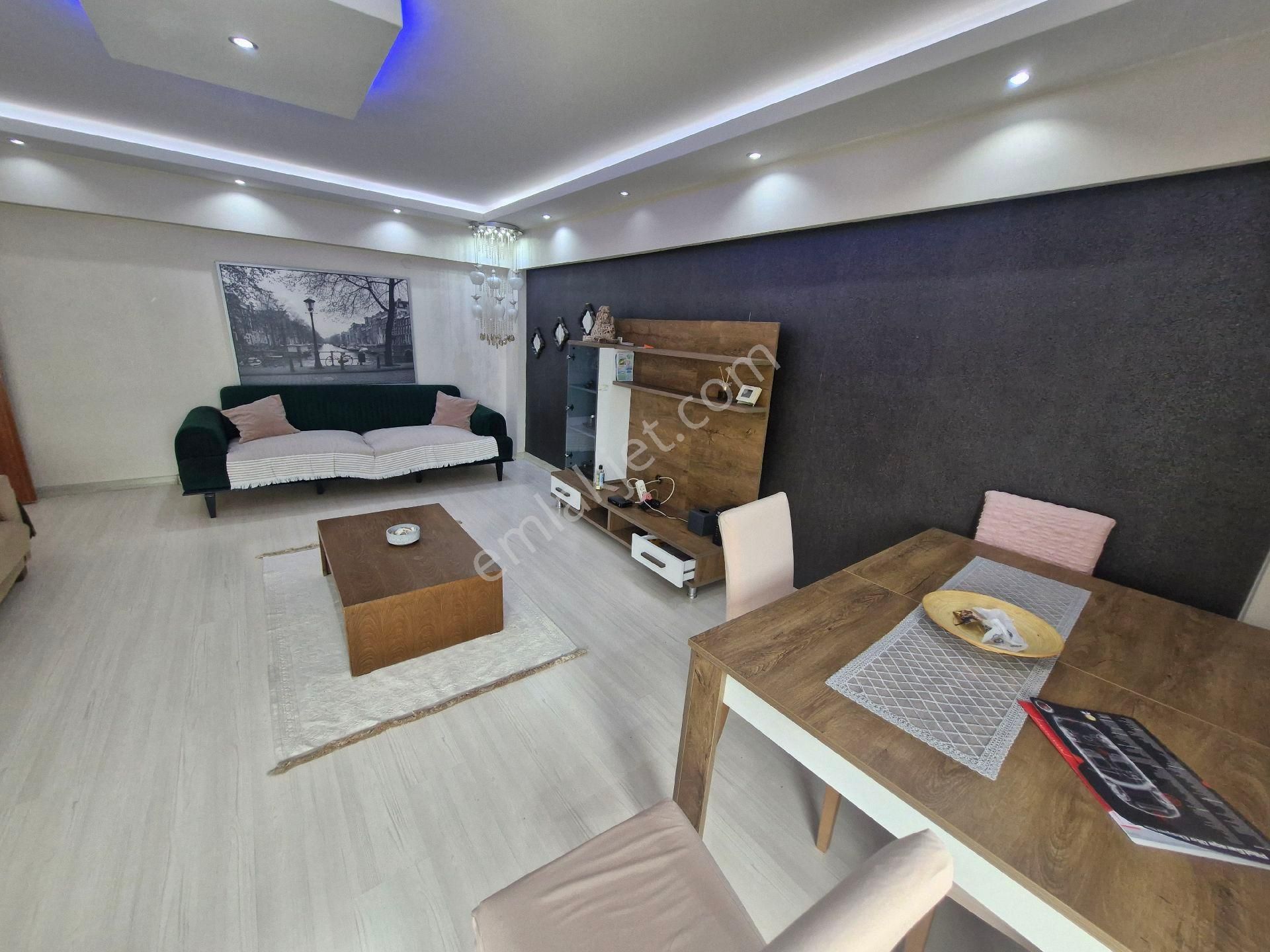 Güzelyalı Adnan Saygun Yanı Tadilatlı Köşe Eşyalı 3+1 Satılık Daire Mkd Emlak - Görsel 6