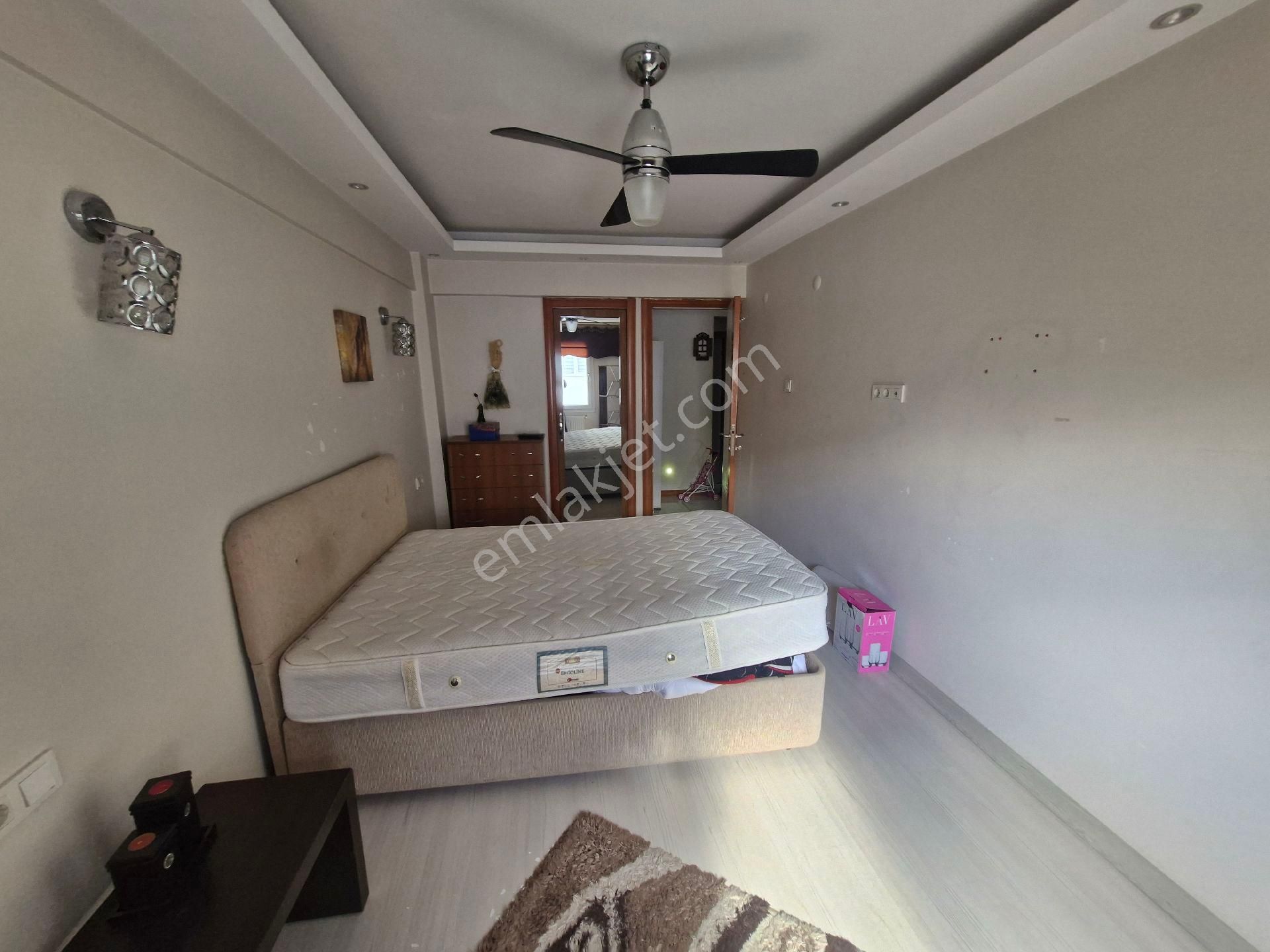 Güzelyalı Adnan Saygun Yanı Tadilatlı Köşe Eşyalı 3+1 Satılık Daire Mkd Emlak - Görsel 20