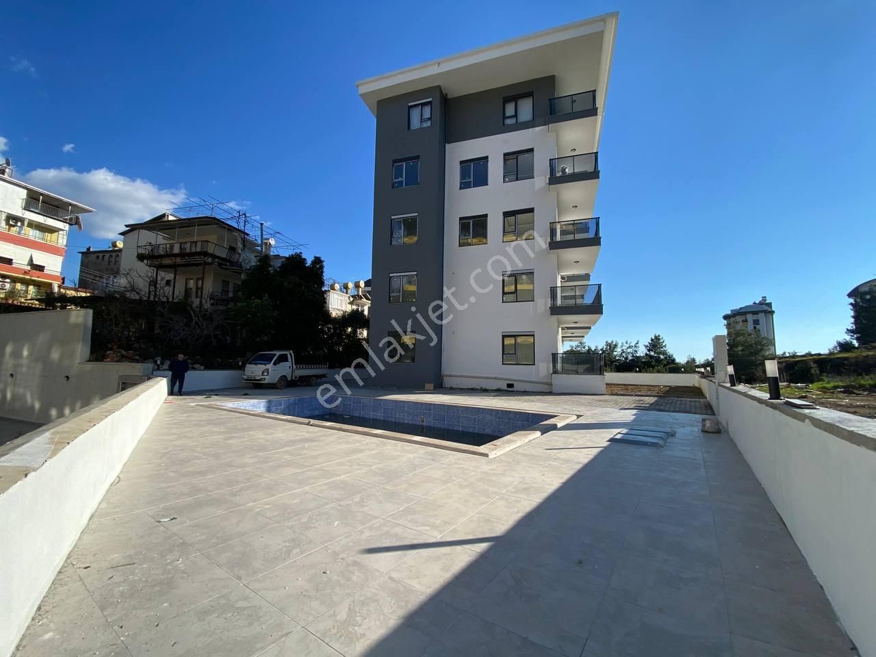 Çıplaklı'da Havuzlu 2+1 Amerikan Mutfak Sıfır Yüksek Giriş Daire - Görsel 20