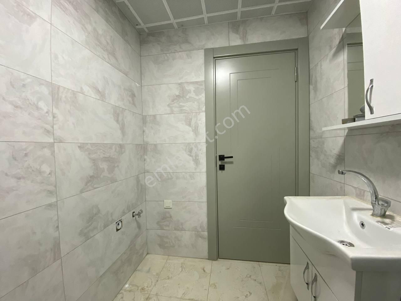 Çıplaklı'da Havuzlu 2+1 Amerikan Mutfak Sıfır Yüksek Giriş Daire - Görsel 9