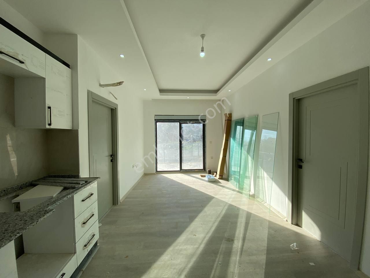 Çıplaklı'da Havuzlu 2+1 Amerikan Mutfak Sıfır Yüksek Giriş Daire - Görsel 6