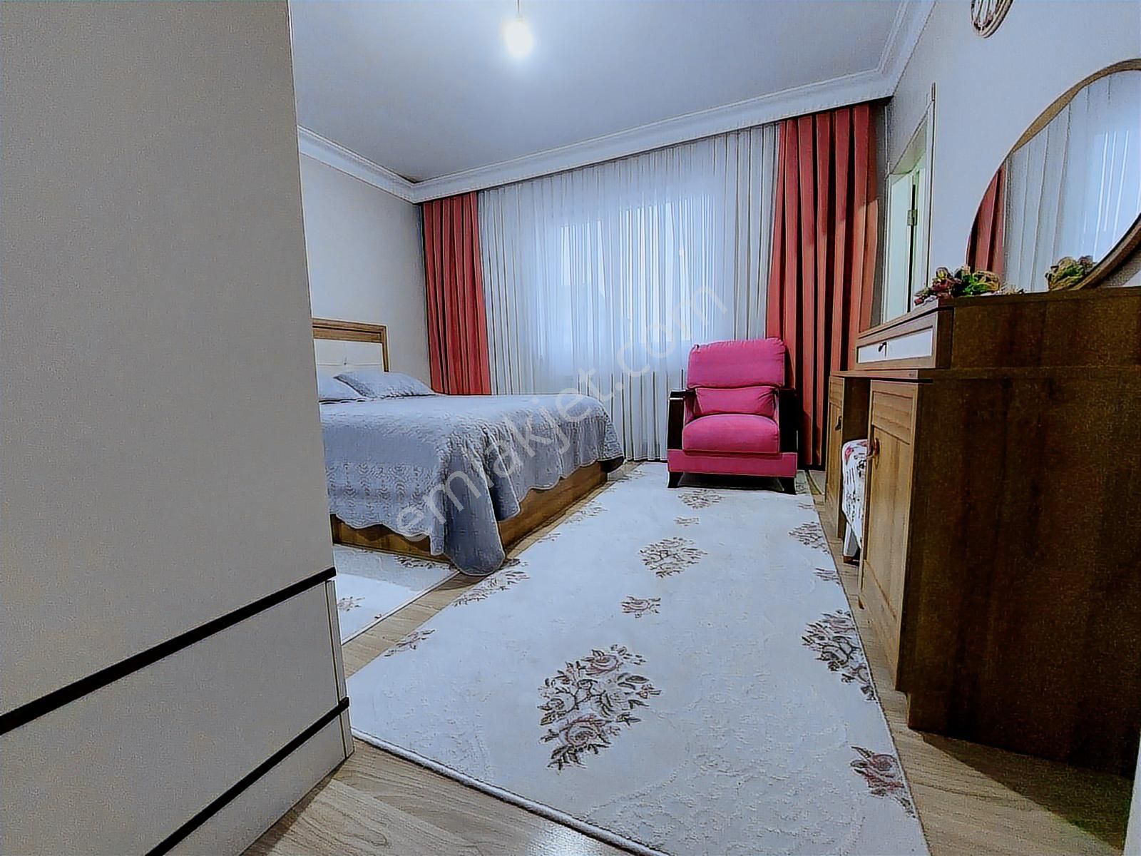 Elvan Mah De Satılık 3+1 Kat Ta Çift Banyolu Yapılı Daire - Görsel 7